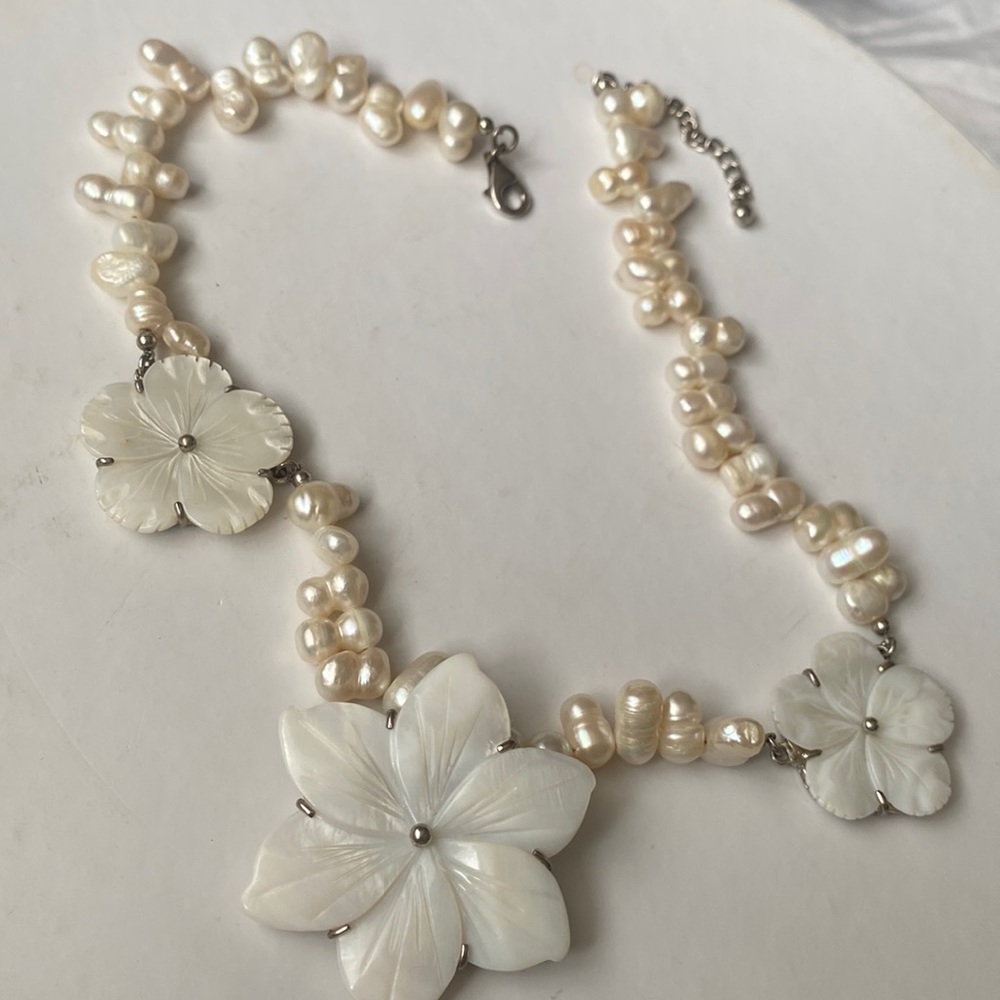 VTG STERLING SILVER NATURAL PEARL/MOTHER OF PEARL FLOWERS PENDANT NECKLACE RARE!